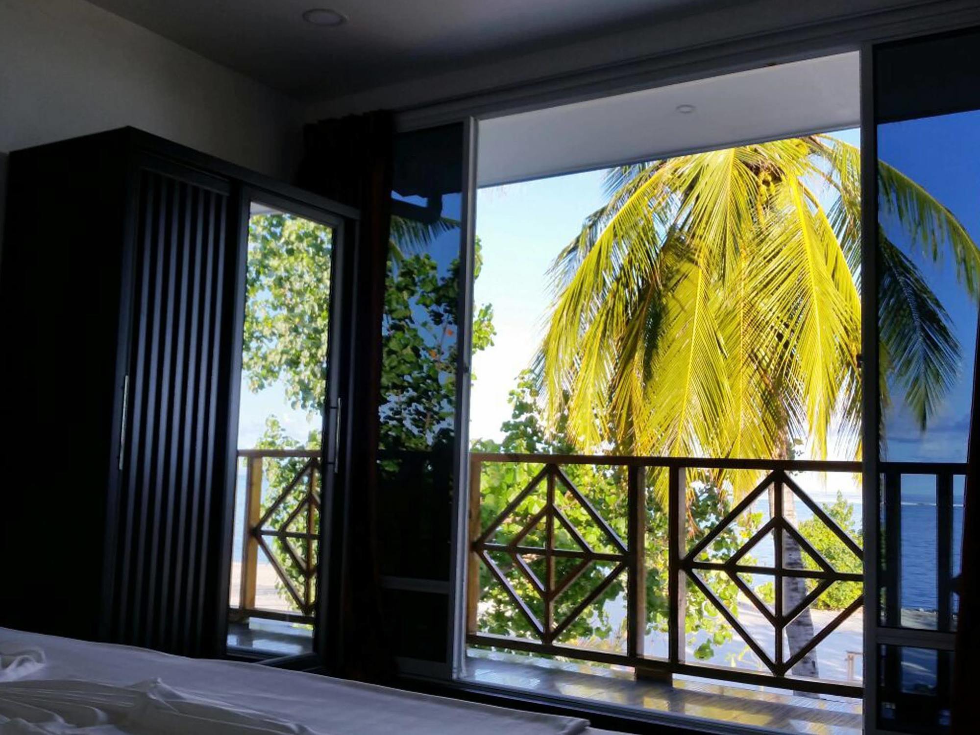 Seven Corals Hotel Maafushi Buitenkant foto